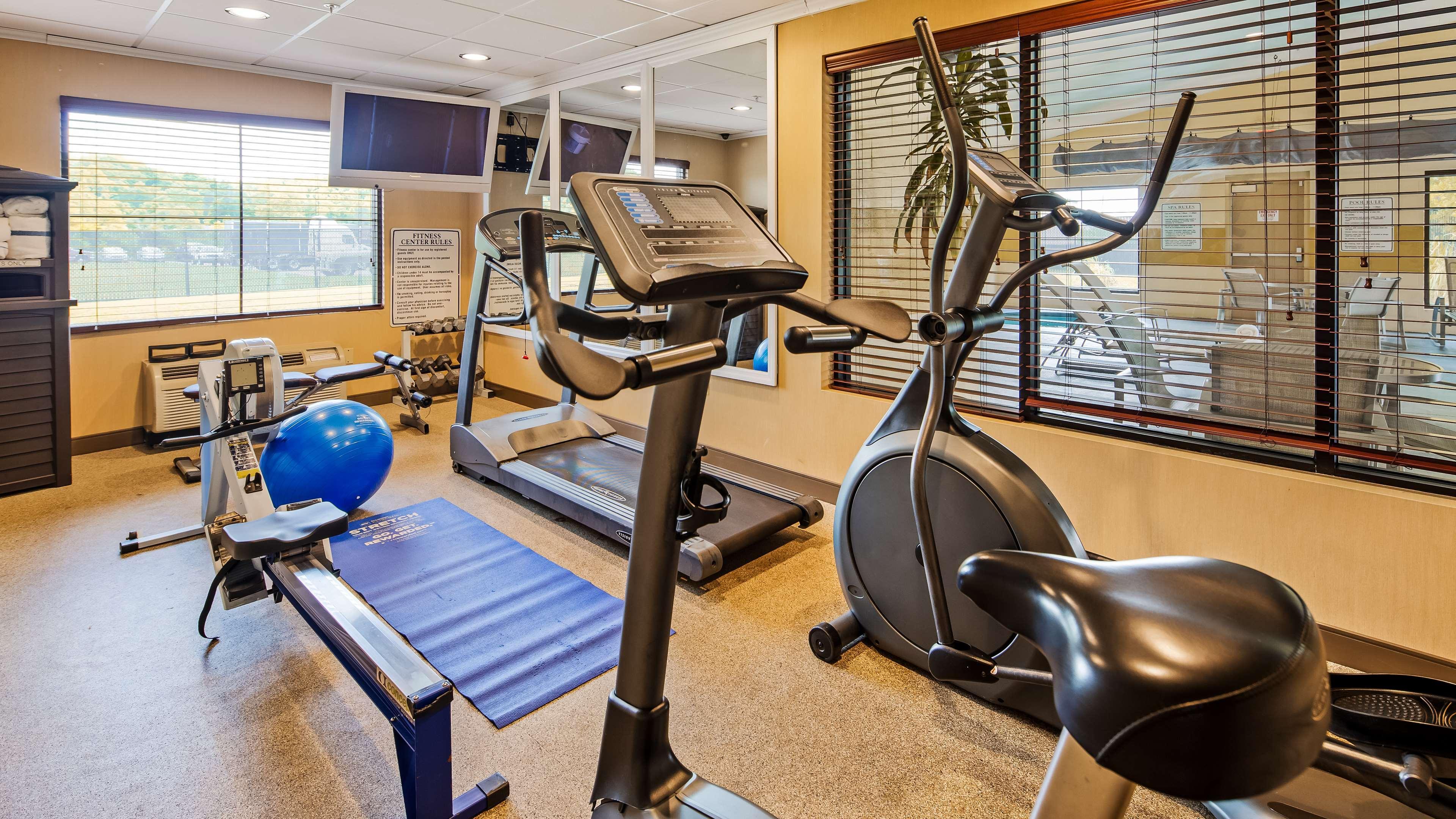 Best Western Plus Strawberry Inn & Suites Knoxville Eksteriør bilde