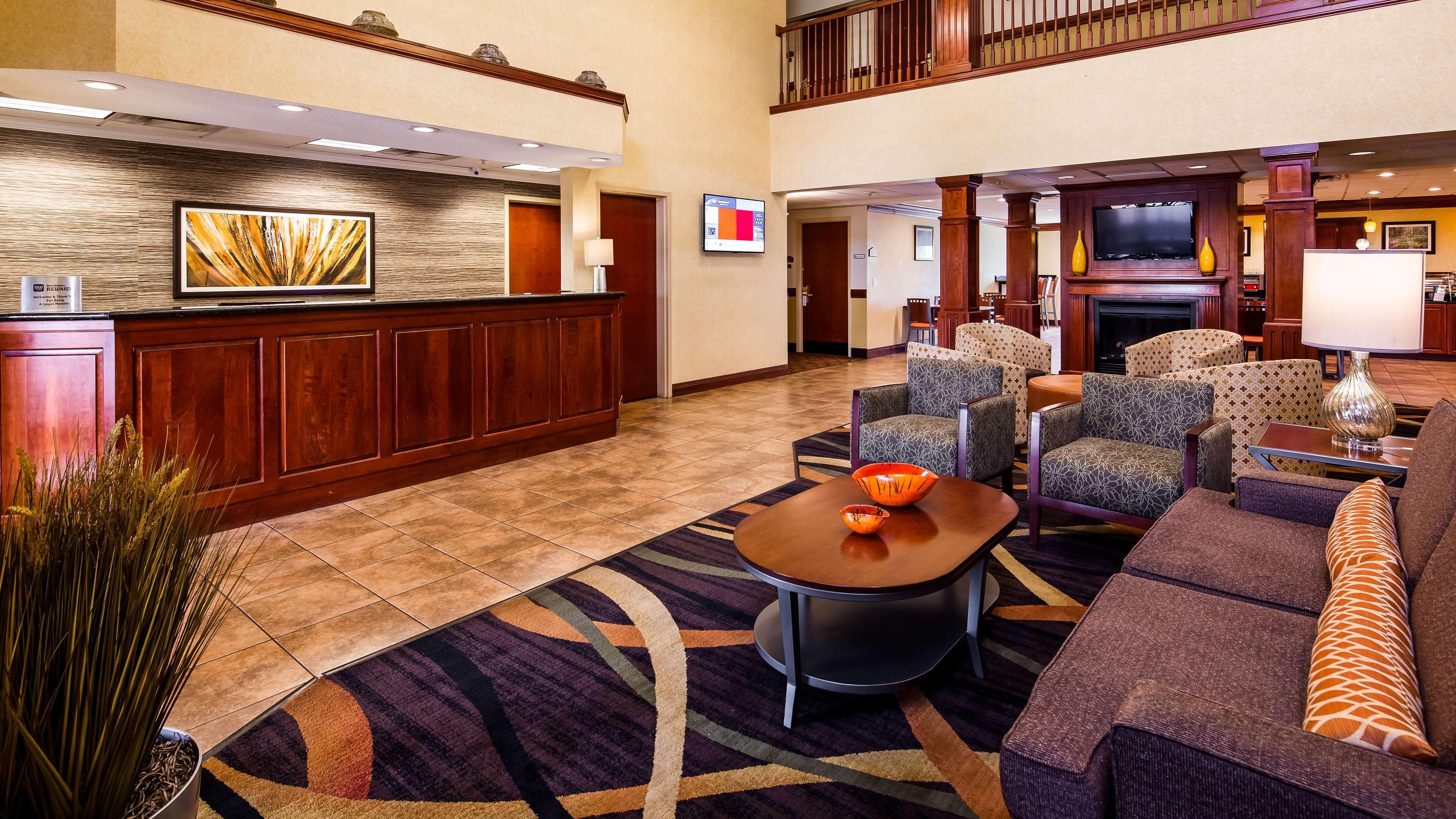 Best Western Plus Strawberry Inn & Suites Knoxville Eksteriør bilde
