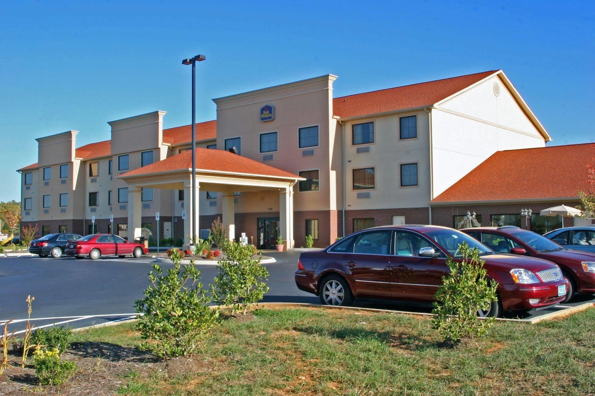 Best Western Plus Strawberry Inn & Suites Knoxville Eksteriør bilde