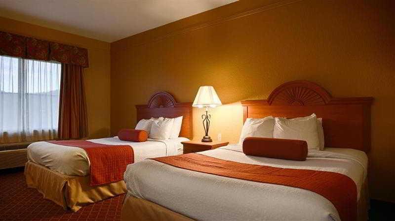 Best Western Plus Strawberry Inn & Suites Knoxville Eksteriør bilde